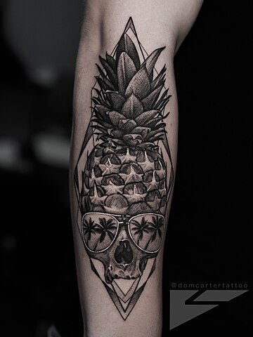 Polynesian pineapple tattoo | Pineapple tattoo, Pinapple tattoos, Tattoos