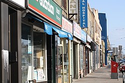 Straßenbild von Old East York vom O'Connor Drive und der Donlands Avenue