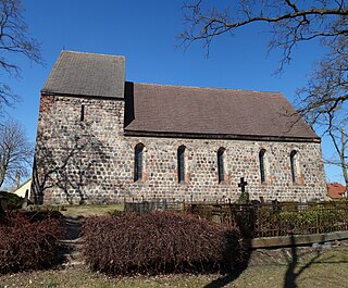Dorfkirche Grünow (bei Prenzlau) 2018 S.jpg