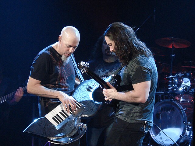 Rudess (left) with Dream Theater in 2008