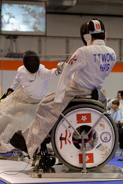 File:EMS-A 2013 Wheelchair Fencing WCH t103601.jpg