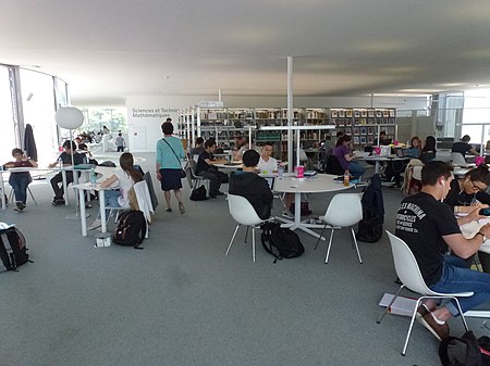 EPFL Rolex Learning Center 004