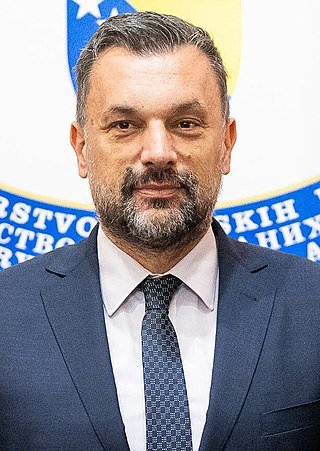 <span class="mw-page-title-main">Elmedin Konaković</span> Bosnian politician