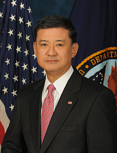 Eric Shinseki official Veterans Affairs portrait.jpg