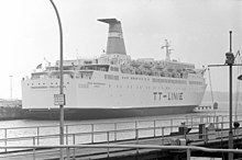 Nils Holgersson at Kiel. Fahrschiff NILS HOLGERSSON (Kiel 65.788).jpg