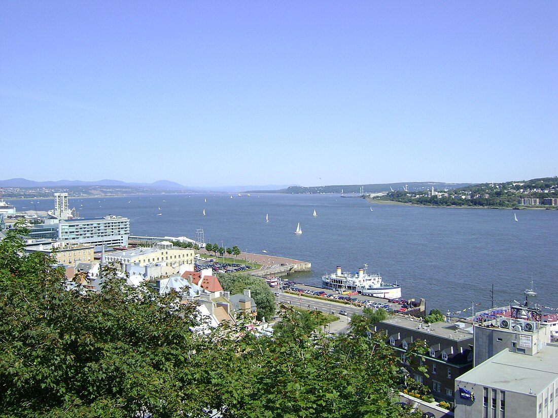 File:Fleuve Saint-Laurent - Quebec.jpg