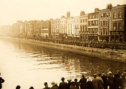 Funeral procession of Major E. Smyth and Captain A.P. White on the Quays in Dublin. Funeral procession of Major E. Smyth and Captain A.P. White on the Quays in Dublin (5785853490).jpg