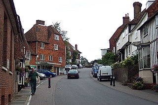 Goudhurst Village and civil parish in the borough of Tunbridge Wells in Kent, England