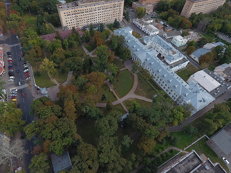 File:Hospital and park (drone view) - Poltava 0247.jpg