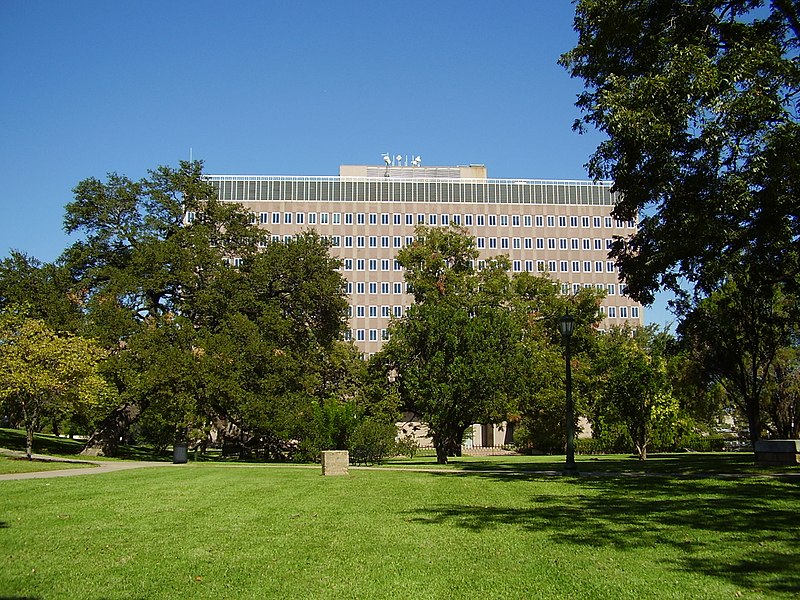 File:HoustonStateOfficeBuilding.JPG