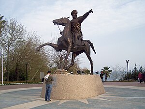 Statue of Kaykhusraw I (r. 1192-1211) I Giyaseddin Keyhusrev Meret Owezov Antalya.jpg