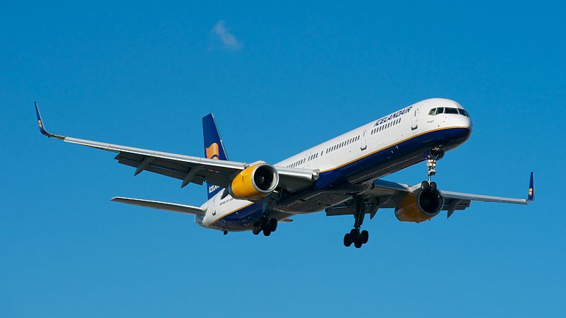 File:Icelandair Boeing 757-300 TF-FIX (7617630566).jpg