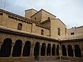 Manastırın kilisenin transept ve kuzey ve doğu galerileri