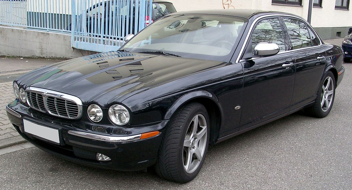 Jaguar XJL 2023 Innenraum