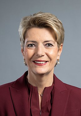 Keller-Sutter Karin (2020, recadrée) .jpg