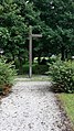 Kreuz auf dem Friedhof von Roßhaupten.jpg