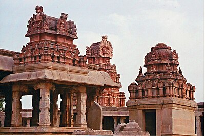 Chalukya influence in pillar design, and Dravida Vimana, at Krishna temple in Hampi