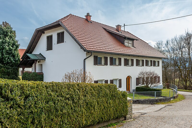 File:Krumpendorf Pritschitz 3 Wohnhaus NW-Ansicht 28022023 0861.jpg