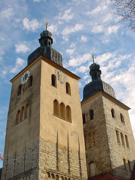 Paired towers such as those of Plankstetten Abbey, are a typical feature of Bavarian and Central European church architecture. (See image of Abbey Church of St James, Lébény, above)