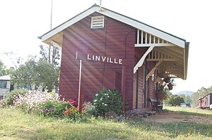 Linville Tren İstasyonu Queensland.JPG