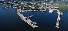 Lomonosov harbor.jpg