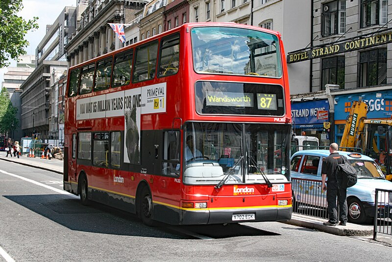 File:London General Volvo B7TL.jpg