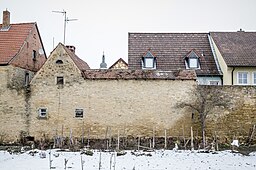 Mainbernheim, Sonnengasse 11, Stadtmauer, Feldseite-001.NEF