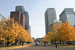 Marunouchi elhagyja.jpg