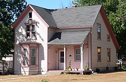 McEee House (Red Cloud, Nebraska) NE.jpg-dan