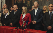 SSZ and Dveri (president Bosko Obradovic to the right of Durdevic Stamenkovski) formed an unsuccessful joint coalition in October 2023 for the 2023 elections Milica Durdevic Stamenkovski and Bosko Obradovic at RIK, 4 November 2023.png