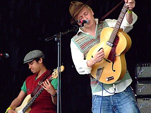 Mr Hudson and the Library performing in July 2007 Mr Hudson and The Library -Godiva Festival -July 2007.jpg