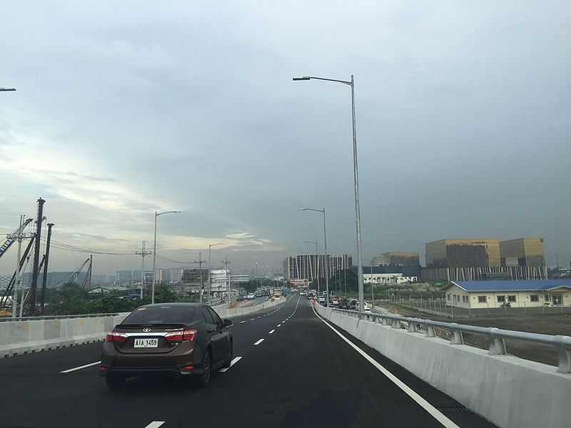 File:NAIA Expressway Macapagal offramp2.jpg