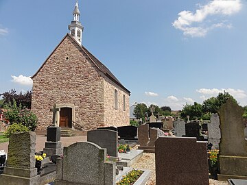 Capilla y cementerio