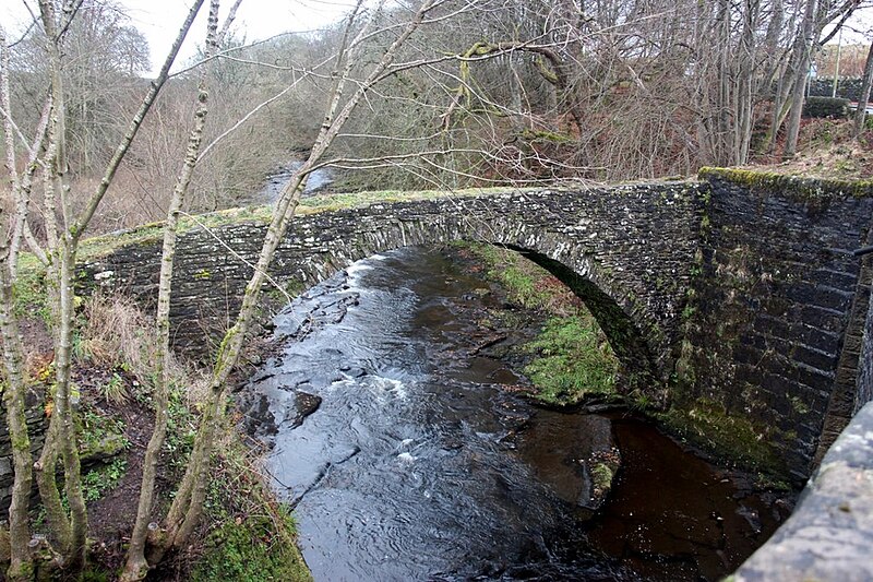 File:Old packhorse bridge, Braco (geograph 5618794).jpg