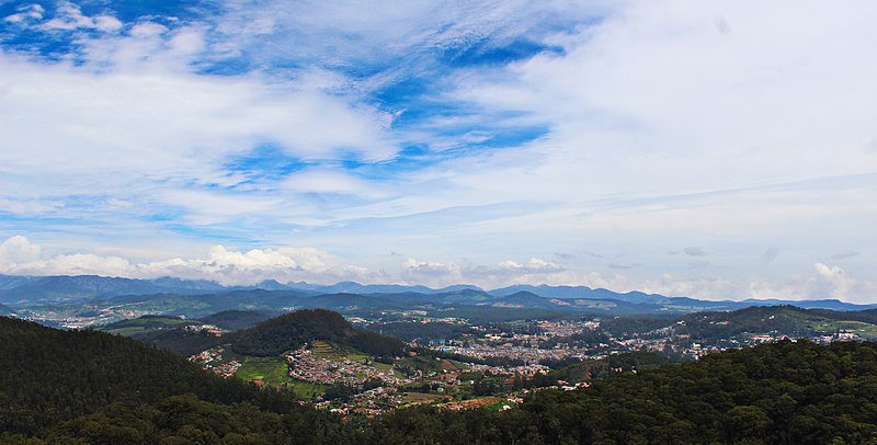 File:Ooty, the queen of hills.jpg