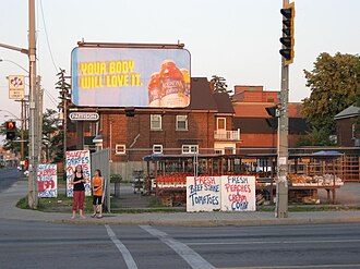 Ottawa Street North, shopping district OttawaNHamiltonAA.JPG