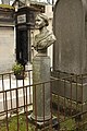 Français : Tombe de Claude Simon et Eugénie Boime-Simon, au cimetière du Père-Lachaise (division 8).