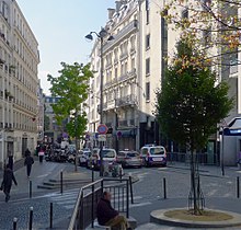 Rue de la goutte-d'Or, bloquée par des voitures de police