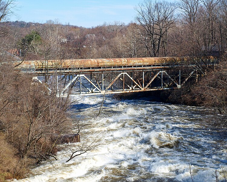 File:PVWC Utility Bridge 20100316-jag9889.jpg