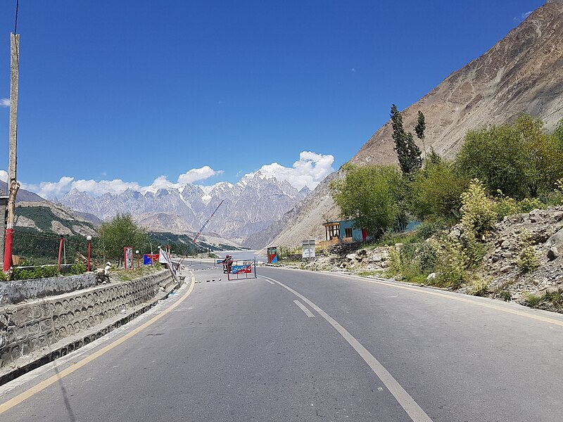 File:Pasuu cones pakistan.jpg