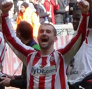 <span class="mw-page-title-main">Paul Wotton</span> English footballer (born 1977)