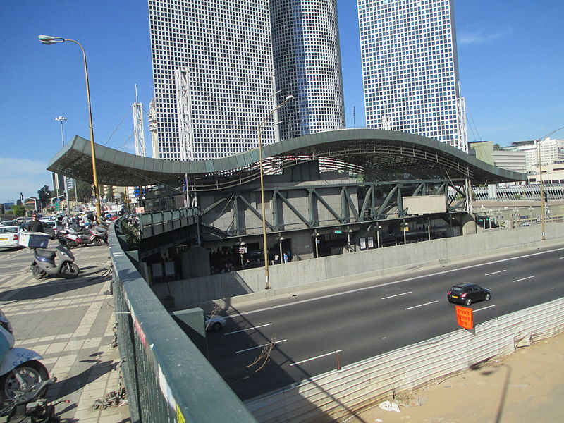 File:PikiWiki Israel 34452 Hashalom train station in Tel Aviv.JPG