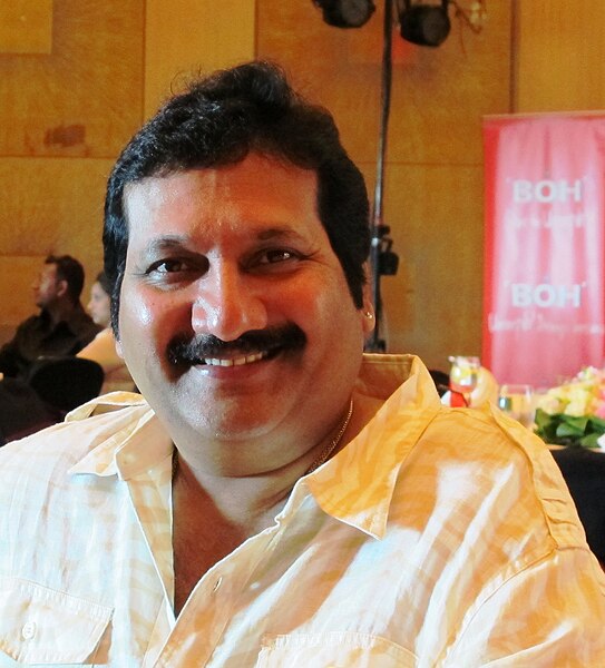 File:Playback singer Mano.JPG