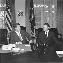 President Kennedy meeting with Secretary of Defense McNamara, circa 19 June 1962 President meets with Secretary of Defense. President Kennedy, Secretary McNamara. White House, Cabinet Room - NARA - 194244.jpg