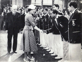 Probir Sen with Queen Elizabeth II.png