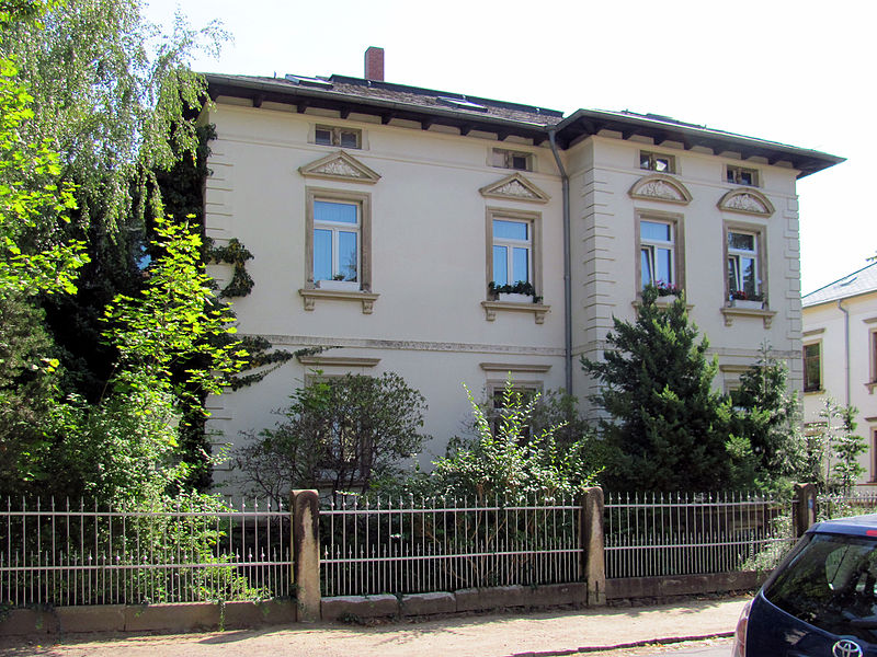 File:Radebeul Mietvilla Karl-Marx-Straße 7.jpg