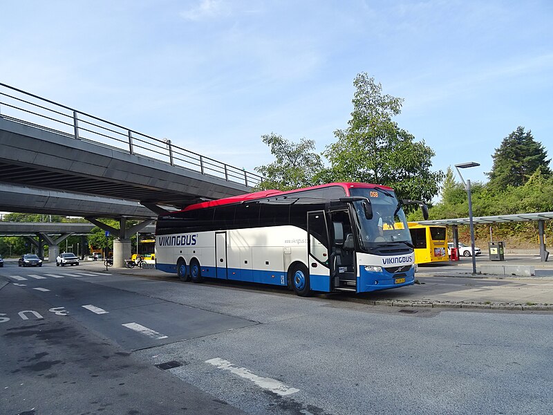 File:Rail substitute buses at Flintholm Station 2022 01.jpg