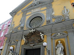 Facade detail Redenzione Captivi2.jpg