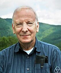 Robert Wald American gravitational physicist (born 1947)