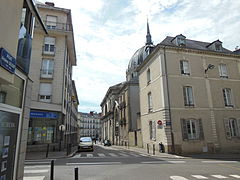 Rue Mascara vue de la rue Arsène-Leloup, à l'angle de la rue Dobrée.